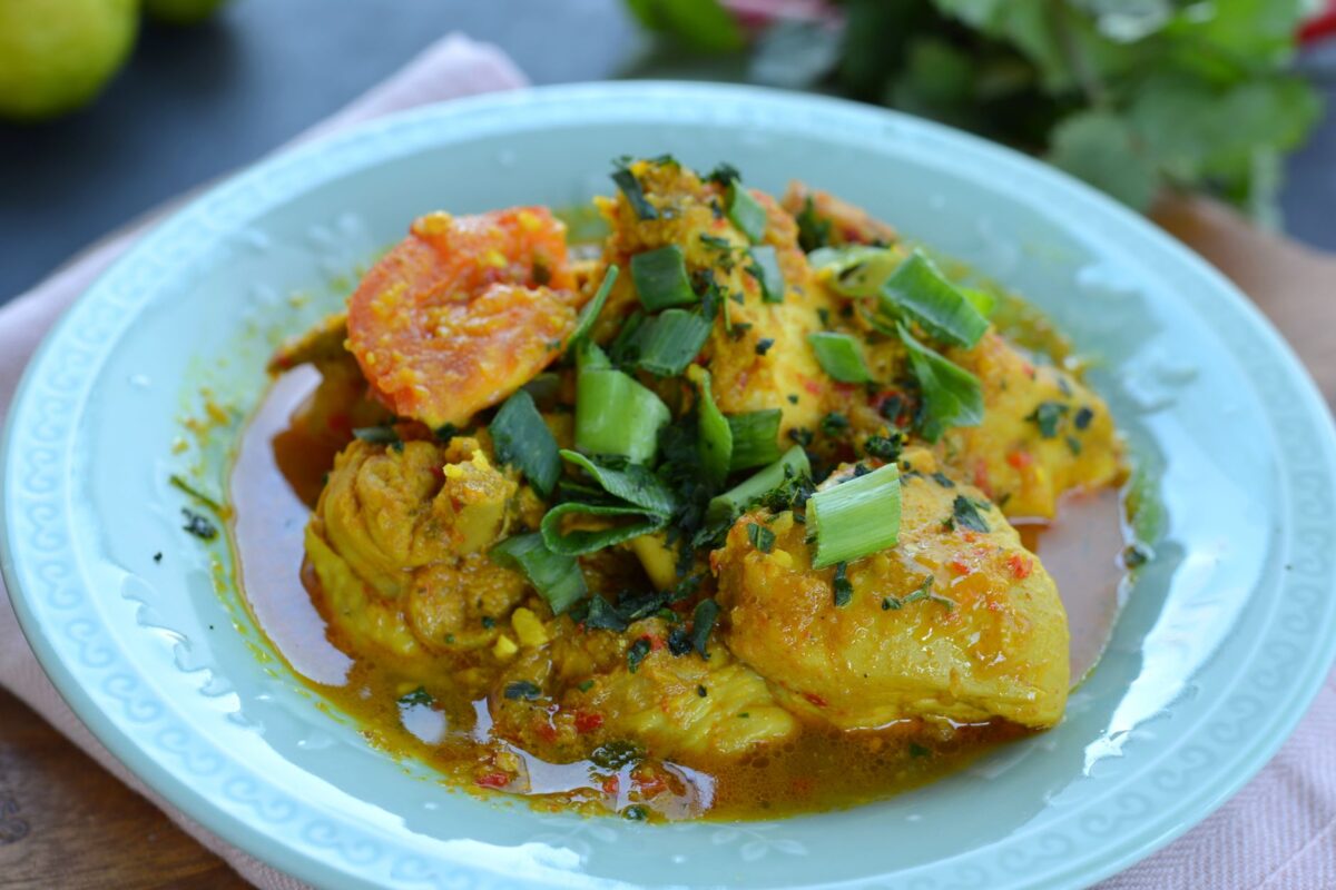 poulet crémeux tomates ajuster texture servir